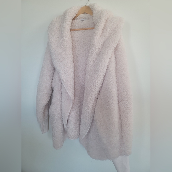 Faux Sherpa Plus Size Jacket - Picture 2 of 14